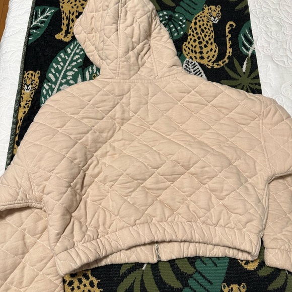 cropped quilted jacket - Picture 2 of 2
